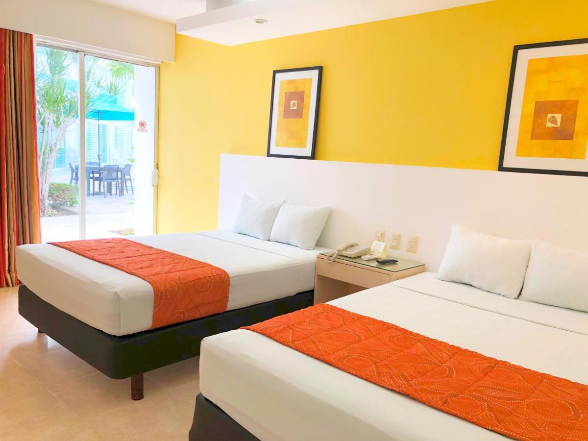 Hotel Los Cocos Chetumal Exterior foto
