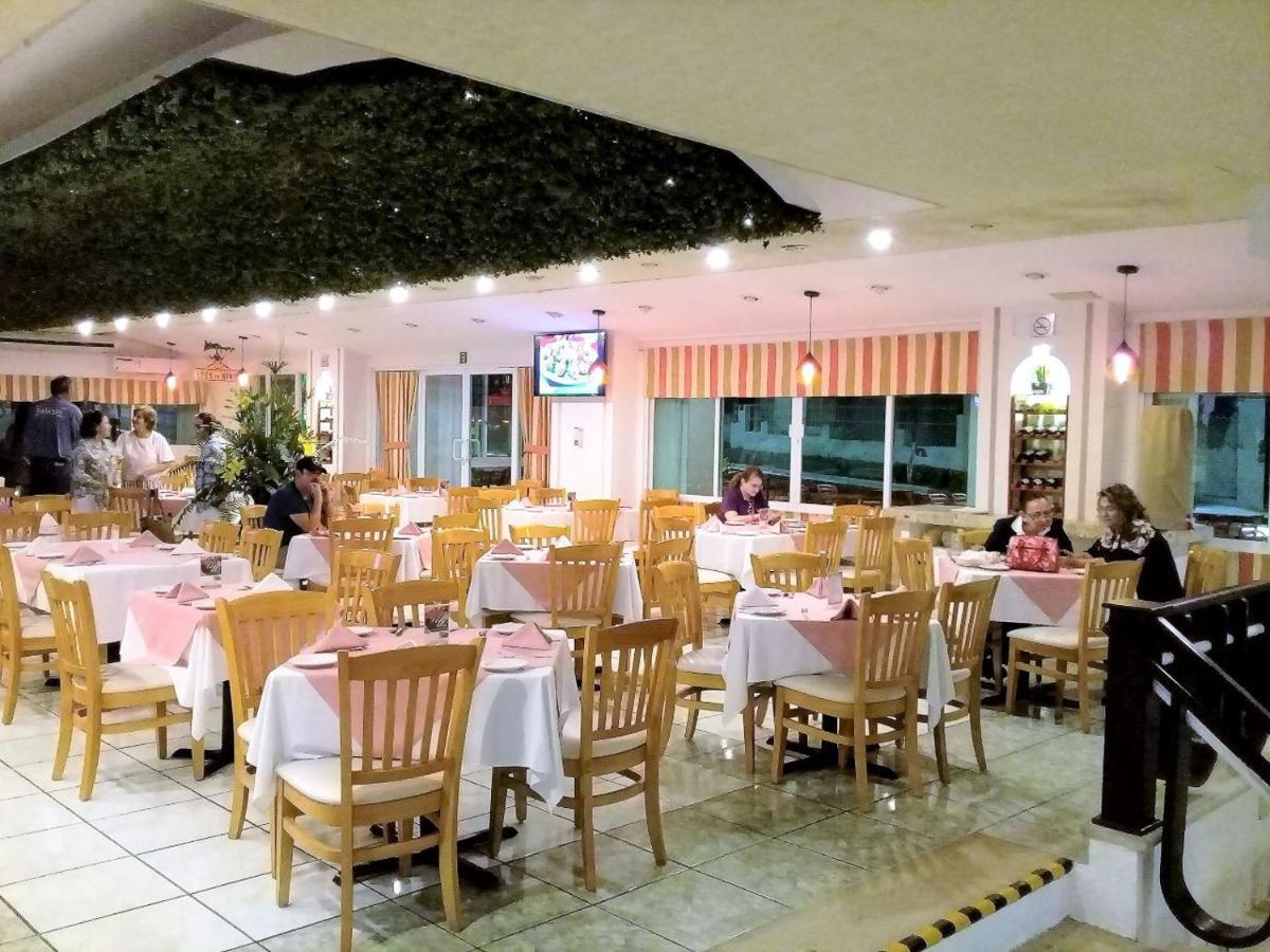 Hotel Los Cocos Chetumal Exterior foto